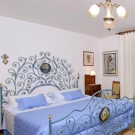 Hotel Su Barchile 3*