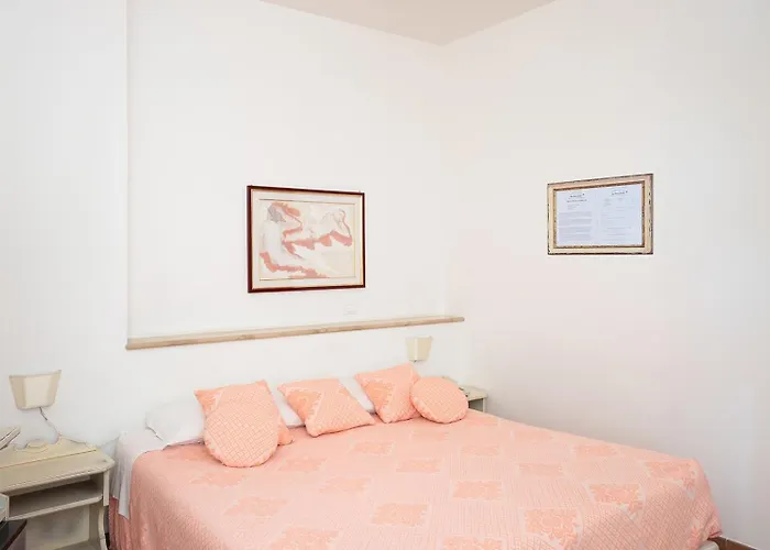 Su Barchile Hotel 3*