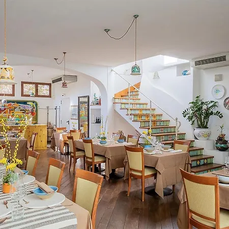 Hotel Su Barchile 3*