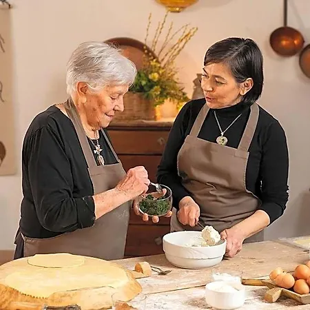 ホテル Su Barchile オロゼーイ